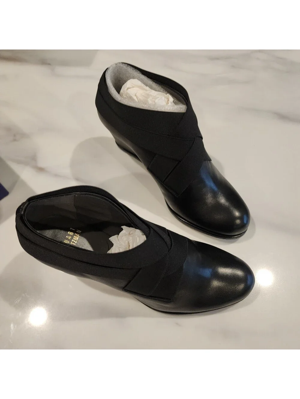 Stuart Weitzman nib stuart